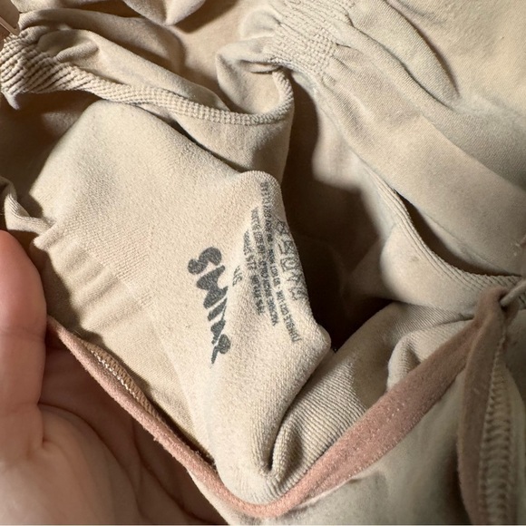 Skims Seamless Sculpting Bodysuit Brief S/M - Picture 11 of 12